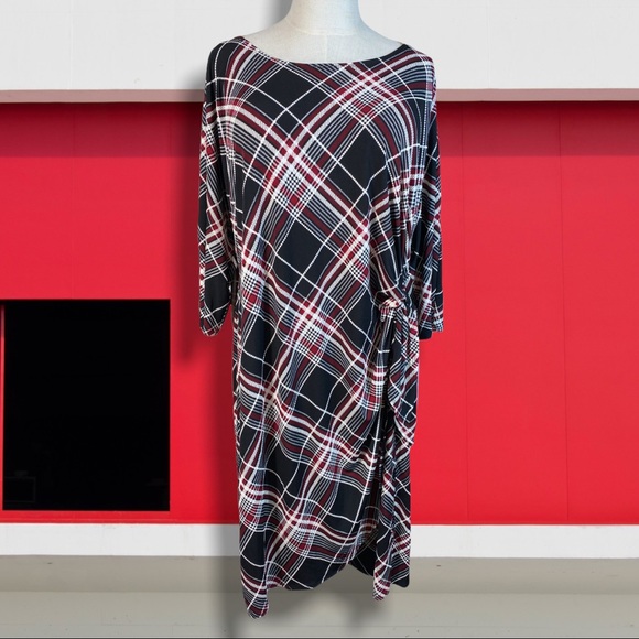 *NWT Signature by Robbie Bee 2X wrap shift dress - Picture 2 of 12